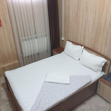 Bal-Meyir Hotell Alma-Ata Exteriör bild